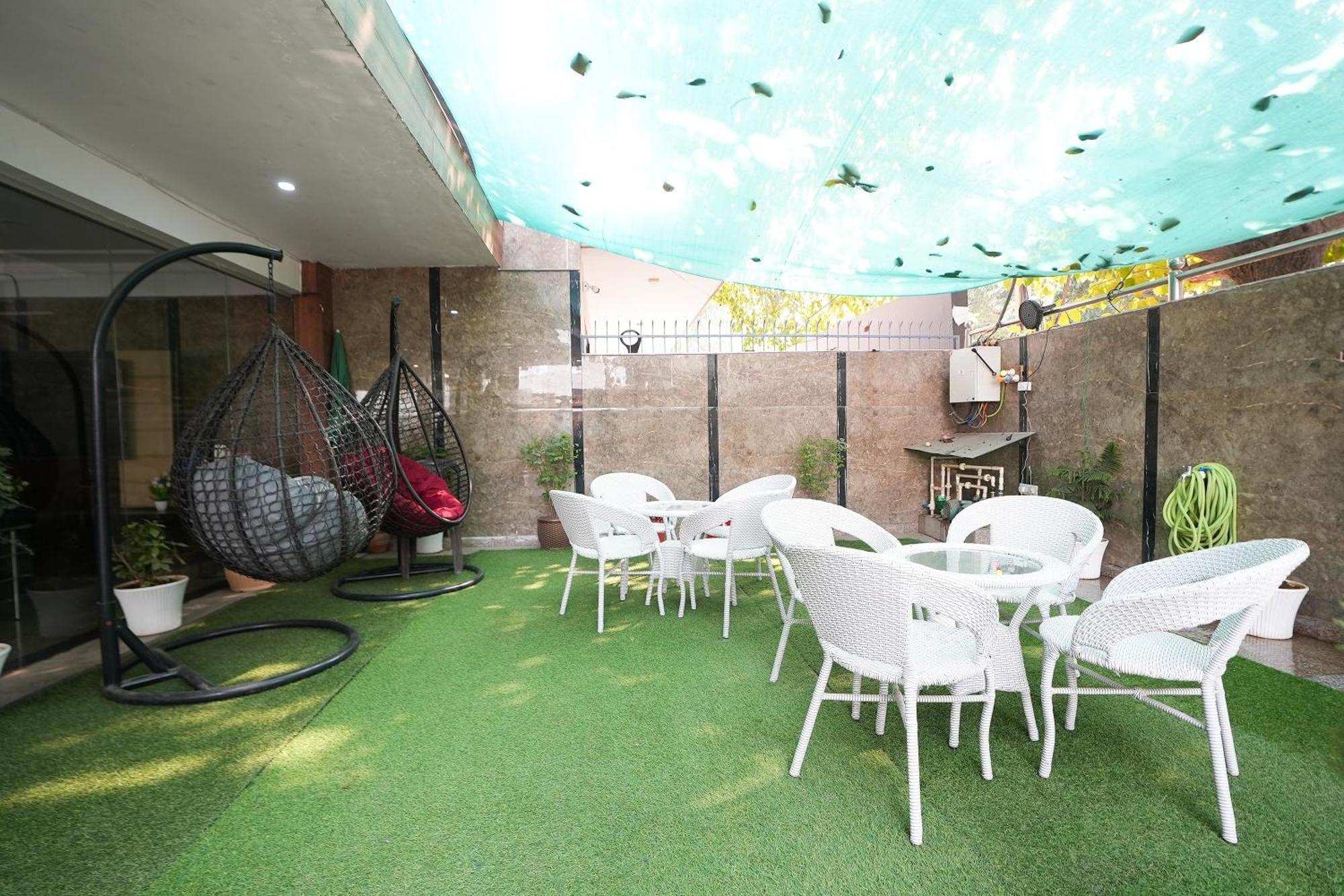Hotel Tanvi Premium Residency Near Artemis Hospital, Gurugram Gurgaon Exterior foto